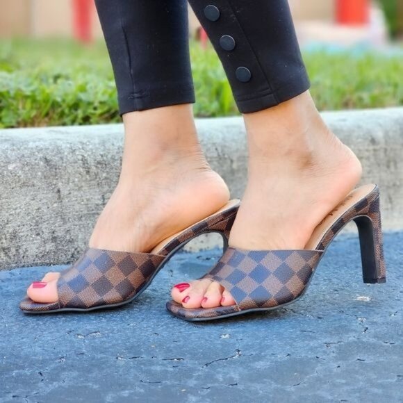 Women Square Toe Sandals Slip On Checkered Color - Picture 3 of 5